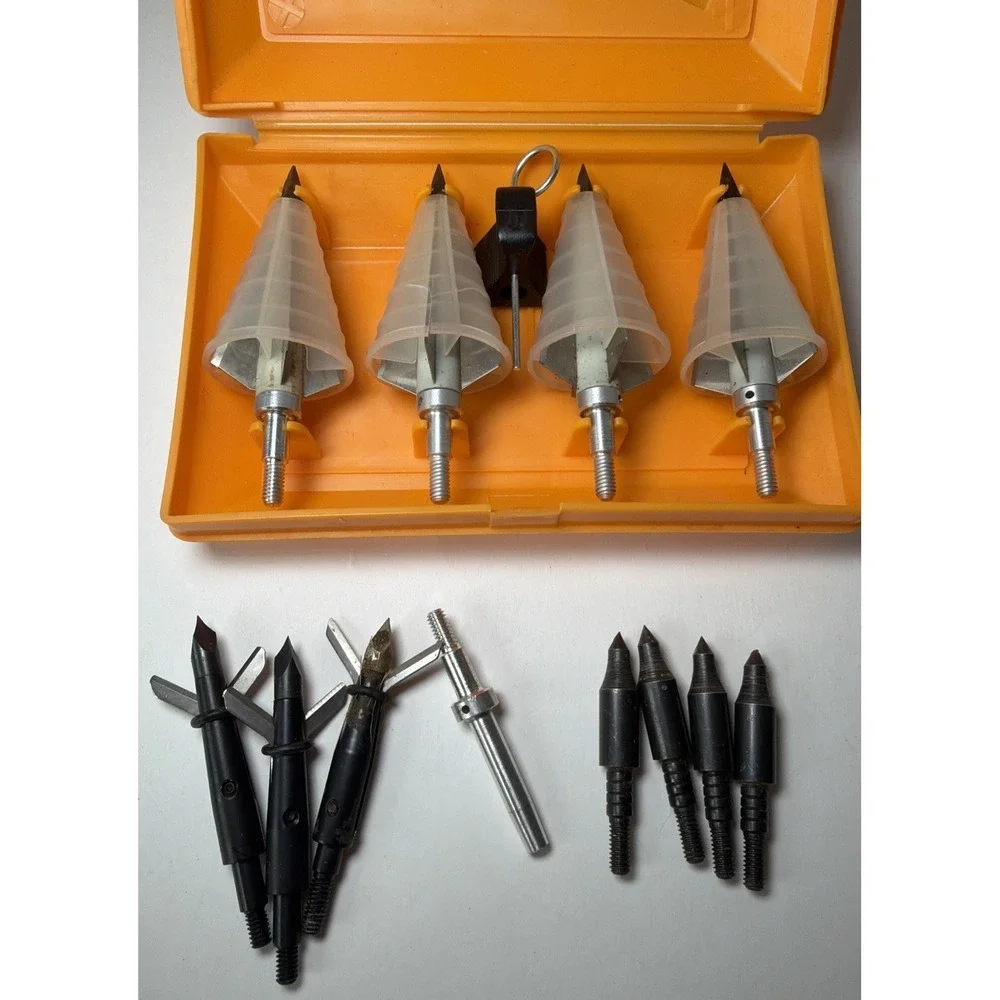 Vintage Razorbak 5 Blade Broadheads Archery Bow Hunting 4 Pack + Extras